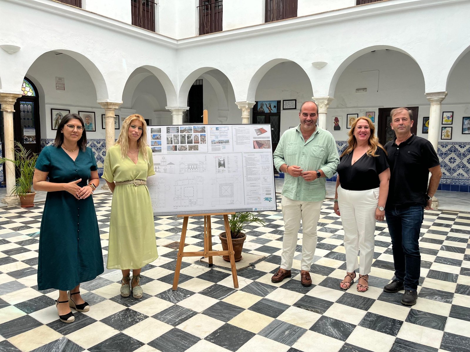 Presentado en Villamartín el proyecto de recuperación del Centro Cultural San Francisco